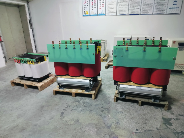 平定KS11-1000KVA矿用变压器